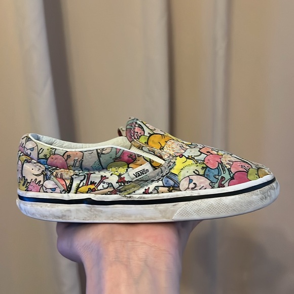 Vans toddler size 9.5 slip ons with monster cartoons - Picture 5 of 10